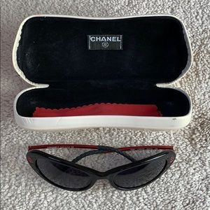CHANEL Sunglasses